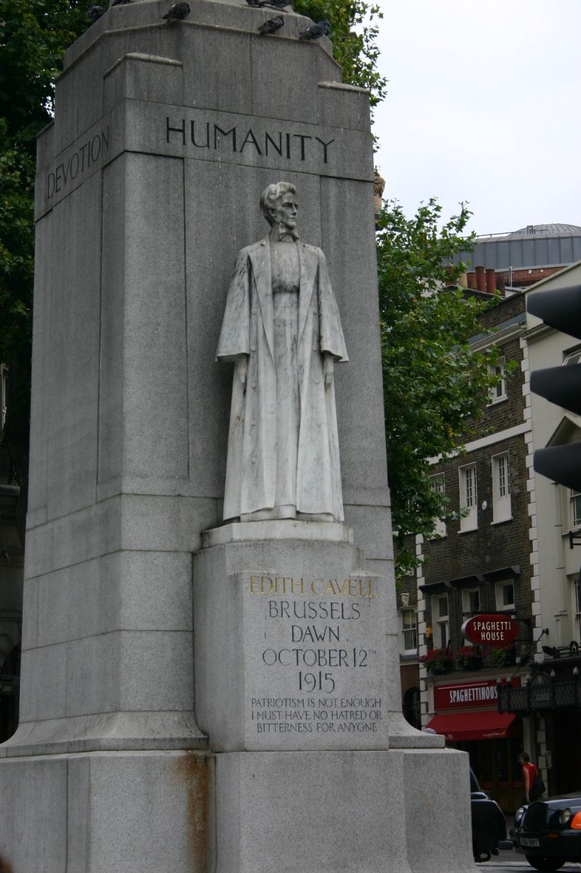 Edith Cavell monument, London - 04.JPG